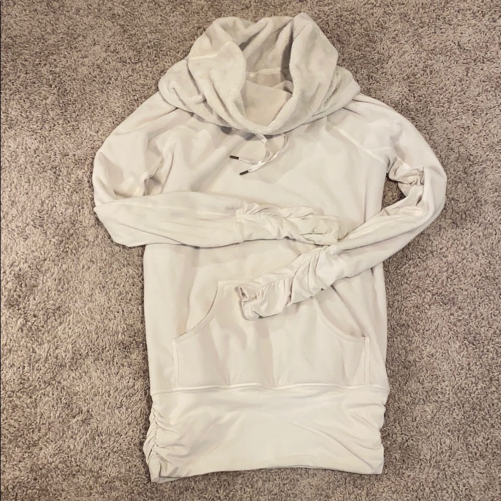 Lululemon white fleece sweatshirt.